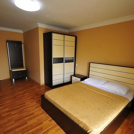 Prestige Hotel Batumi Ngoại thất bức ảnh
