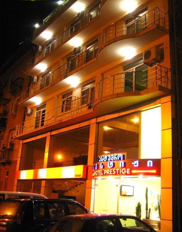 Prestige Hotel Batumi Ngoại thất bức ảnh